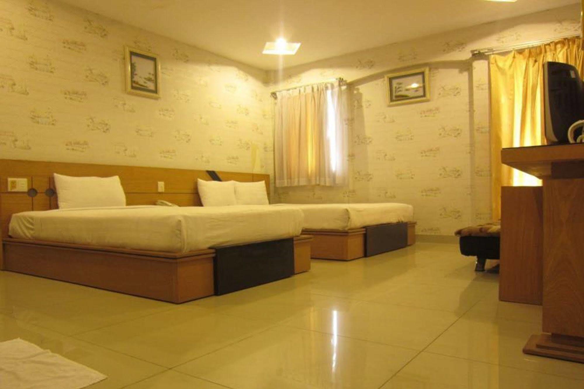 Song Anh Hotel 1 Bandar Ho Chi Minh Luaran gambar