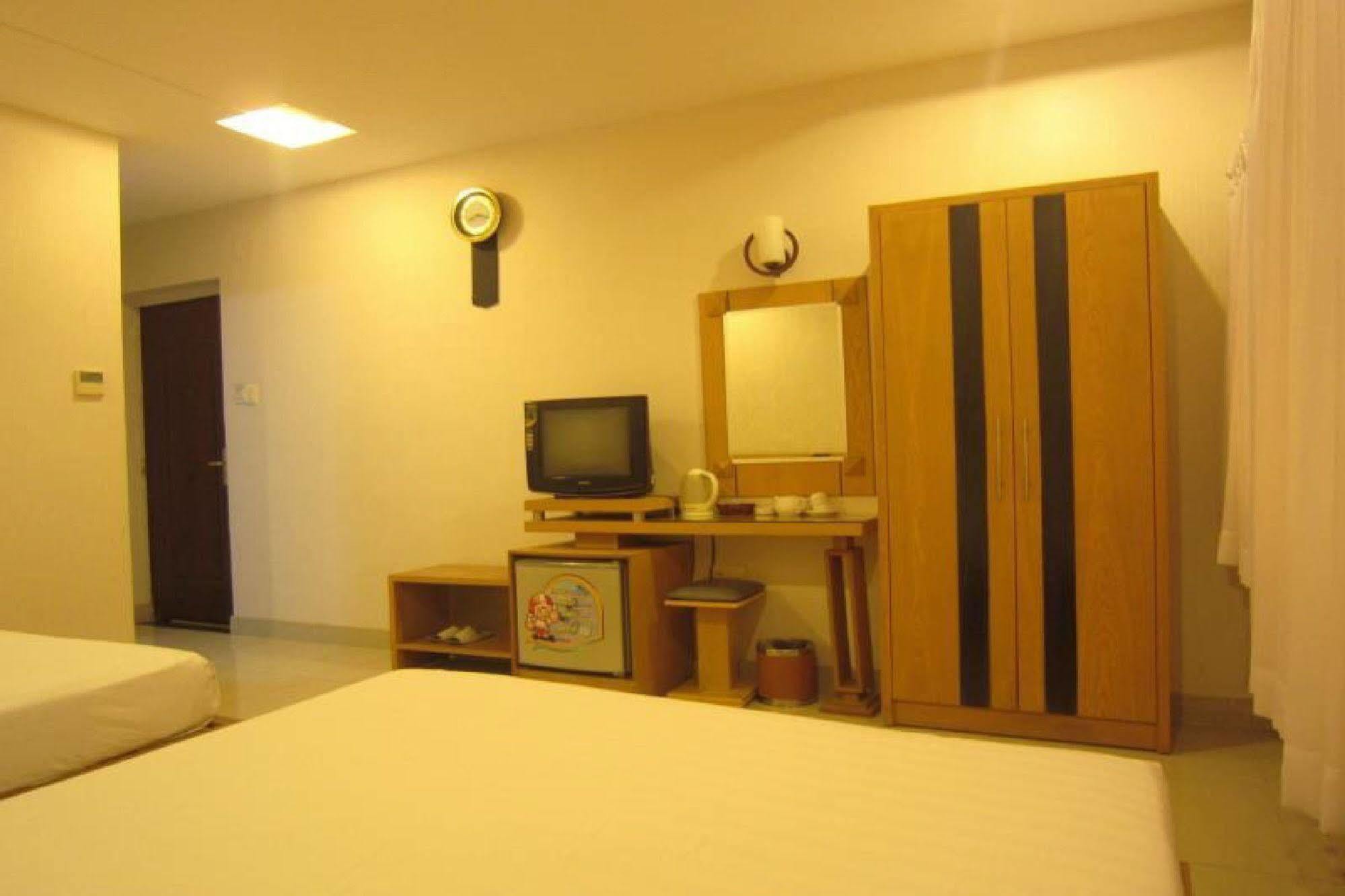 Song Anh Hotel 1 Bandar Ho Chi Minh Luaran gambar